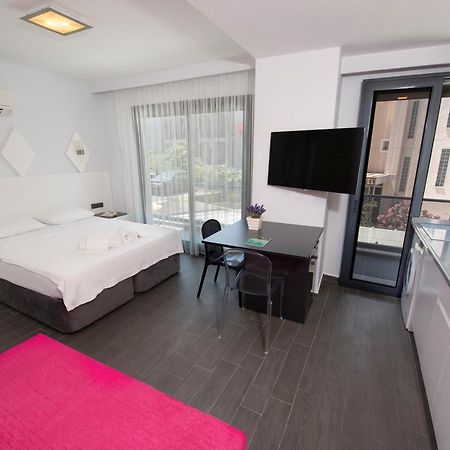 Mert Otel Чешме Екстер'єр фото